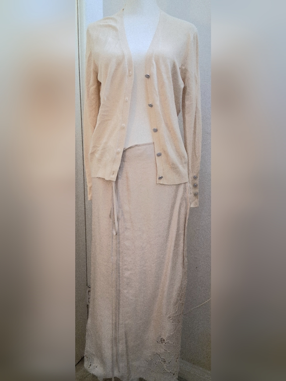 ZARA Cardigan, H&M Midi Skirt Sz L sold Together 18$